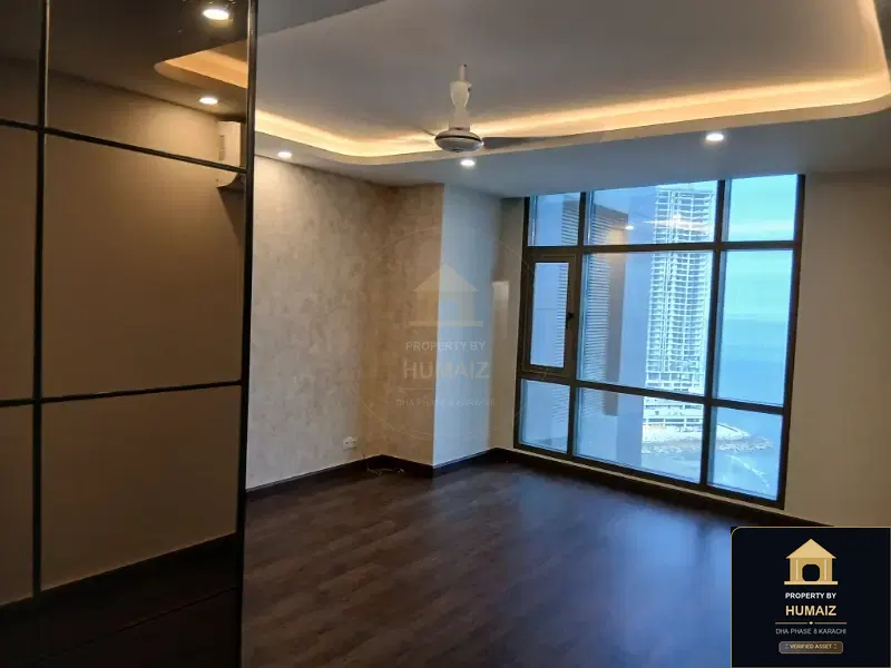 3-Bedroom Luxury Apartment (Sea Facing, 5 Bath, Suite 28) at Pearl Towers For Sale in DHA Phase 8 Karachi — Photograph 10