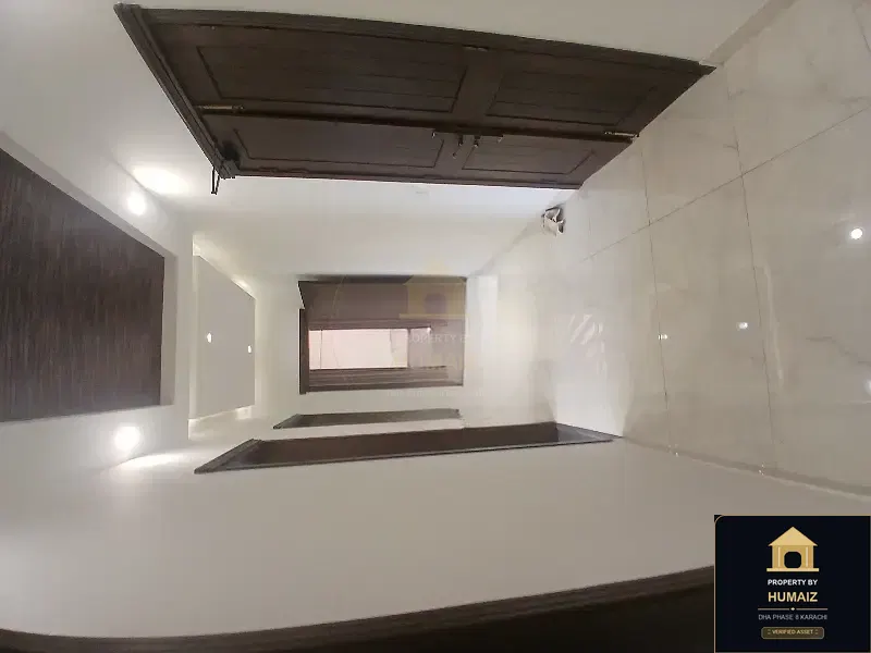 500 Sq. Yd. 5-Bedroom Luxury Villa (Basement, 6 Bath, Residence 16) in DHA Phase 8 For Rent in DHA Phase 8 Karachi — Photograph 8