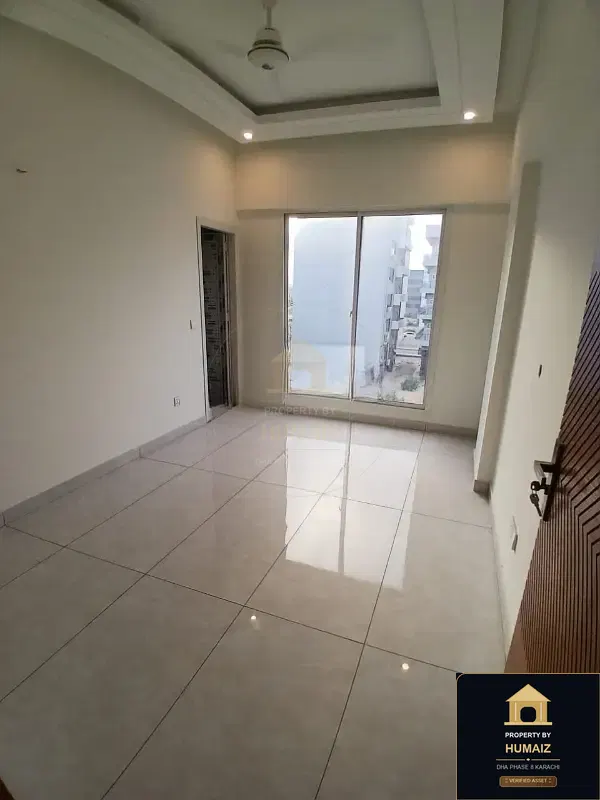 3-Bedroom Luxury Apartment (Corner, 4 Bath, Suite 35) on Al-Murtaza Commercial For Sale in DHA Phase 8 Karachi — Photograph 11