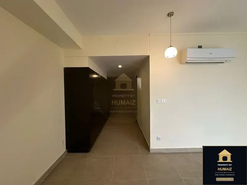 2-Bedroom Luxury Apartment (Sea Facing, 3 Bath, Suite 13) at Coral Towers For Rent in DHA Phase 8 Karachi — Photograph 15