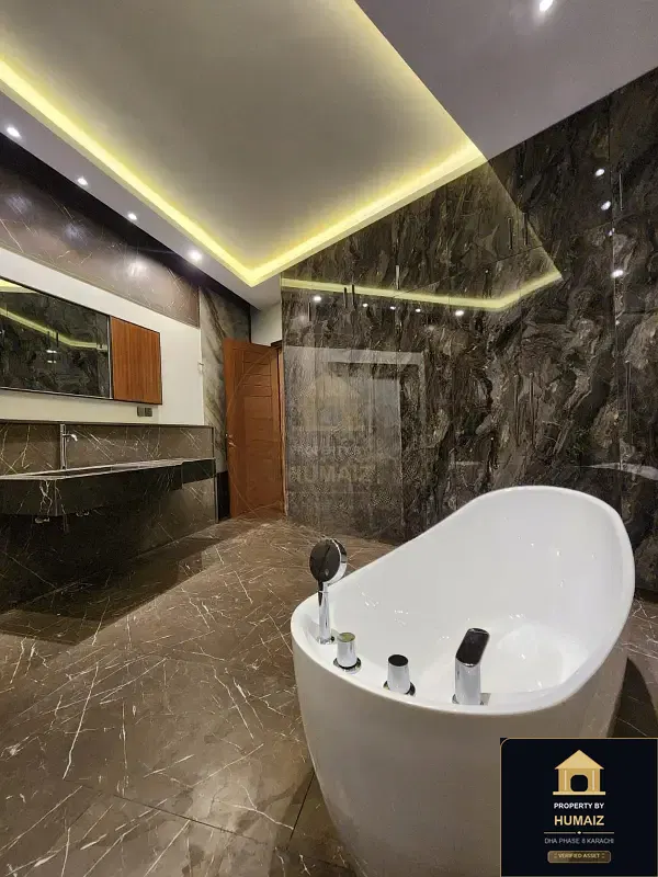 500 Sq. Yd. 6-Bedroom Luxury Villa (Private Pool, 7 Bath, Residence 4) in DHA Phase 8 For Sale in DHA Phase 8 Karachi — Photograph 39