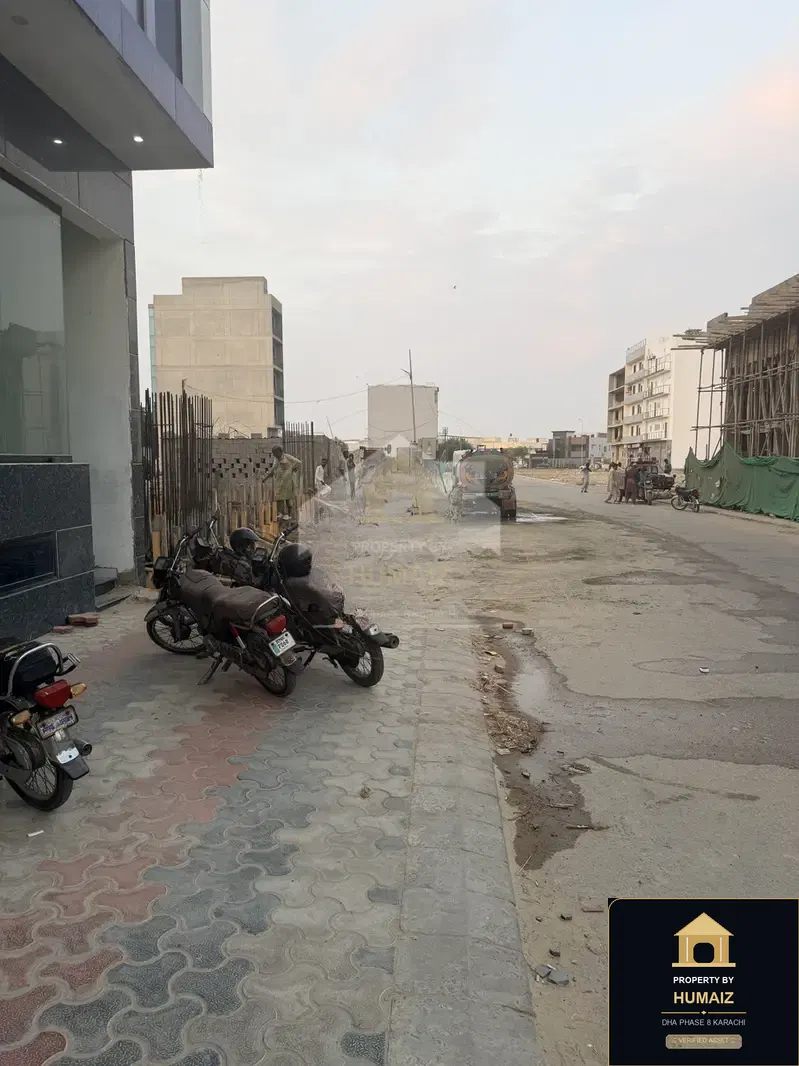 200 Sq. Yd. Commercial Building (Corner, Unit 16) on Al-Murtaza Commercial For Rent in DHA Phase 8 Karachi — Photograph 7