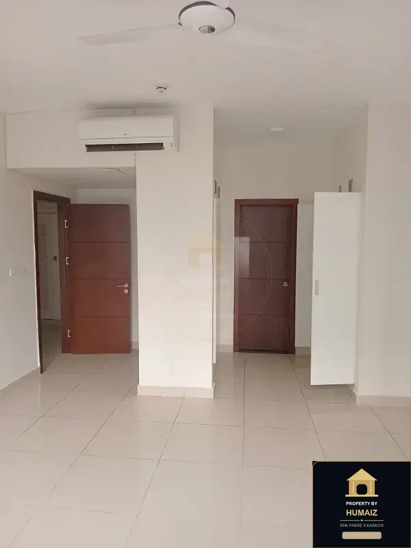 4-Bedroom Luxury Apartment (Sea Facing, 4 Bath, Suite 5) at Reef Towers For Rent in DHA Phase 8 Karachi — Photograph 20