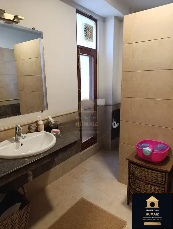 500 Sq. Yd. 6-Bedroom Luxury Villa (Basement, 6 Bath, Residence 5) in Zone A For Sale in DHA Phase 8 Karachi — Photograph 13