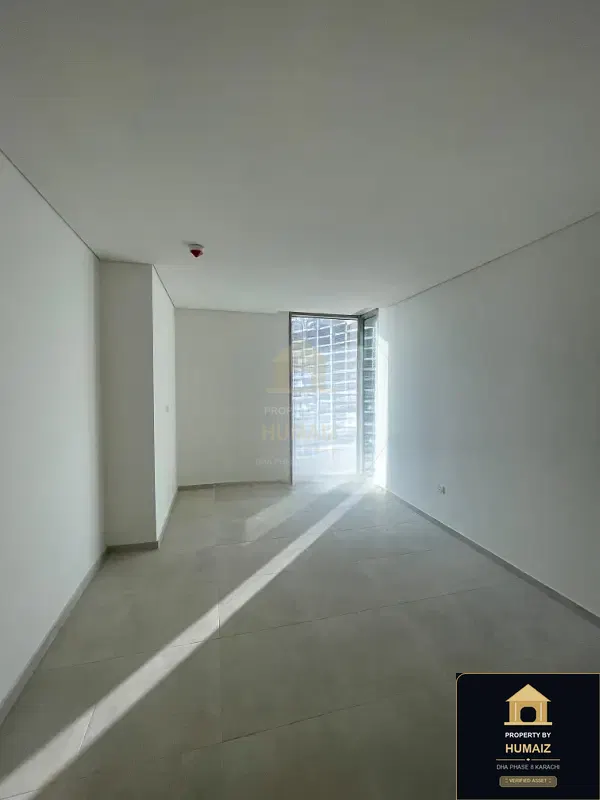 2-Bedroom Luxury Apartment (Sea Facing, 3 Bath, Suite 17) at The Views For Sale in DHA Phase 8 Karachi — Photograph 9