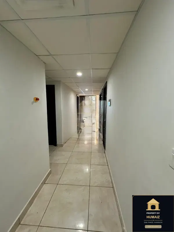 3-Bedroom Luxury Apartment (Sea Facing, 4 Bath, Suite 4) at Pearl Towers For Sale in DHA Phase 8 Karachi — Photograph 10