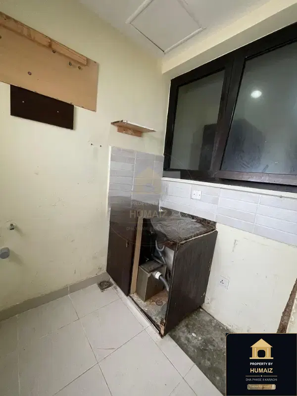 3-Bedroom Luxury Apartment (Sea Facing, 5 Bath, Suite 12) at Coral Towers For Sale in DHA Phase 8 Karachi — Photograph 21