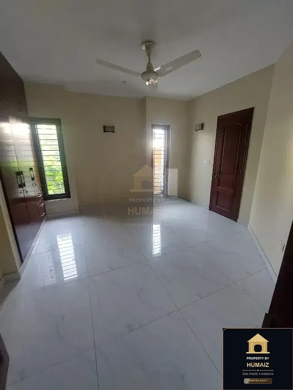 500 Sq. Yd. 6-Bedroom Luxury Villa (Basement, 6 Bath, Residence 3) on Zulfiqar Commercial For Rent in DHA Phase 8 Karachi — Photograph 12