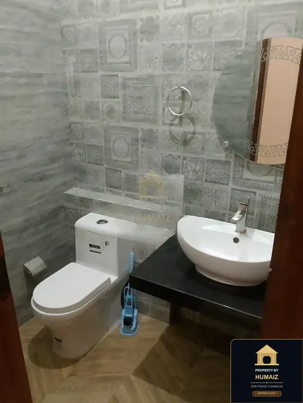 4-Bedroom Upper/Lower Portion (4 Bath, Unit 3) in DHA Phase 8 For Rent in DHA Phase 8 Karachi — Photograph 10