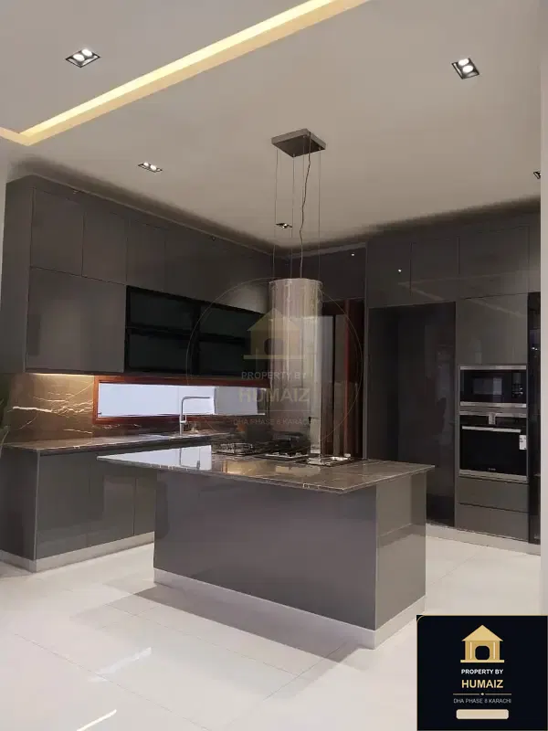 500 Sq. Yd. 6-Bedroom Luxury Villa (Basement, 5 Bath, Residence 42) in DHA Phase 8 For Rent in DHA Phase 8 Karachi — Photograph 3