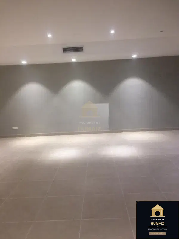 500 Sq. Yd. 3-Bedroom Luxury Villa at Coral Towers For Sale in DHA Phase 8 Karachi — Photograph 14