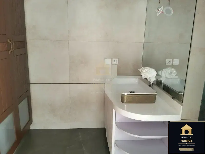 500 Sq. Yd. 7-Bedroom Luxury Villa (Corner, 6 Bath, Residence 11) in DHA Phase 8 For Sale in DHA Phase 8 Karachi — Photograph 29