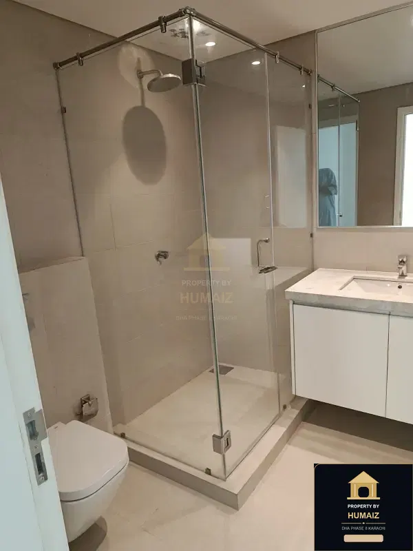 3-Bedroom Luxury Apartment (4 Bath, Suite 40) at The Views For Rent in DHA Phase 8 Karachi — Photograph 7
