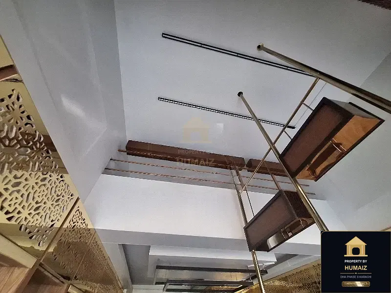 100 Sq. Yd. Commercial Retail Shop (Corner, Unit 5) on Zulfiqar Commercial For Rent in DHA Phase 8 Karachi — Photograph 12