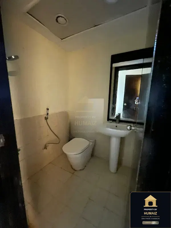 3-Bedroom Luxury Apartment (Sea Facing, 5 Bath, Suite 9) at Coral Towers For Sale in DHA Phase 8 Karachi — Photograph 17