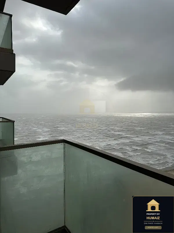 2-Bedroom Luxury Apartment (Sea Facing, 3 Bath, Suite 9) at The Views For Rent in DHA Phase 8 Karachi — Photograph 11