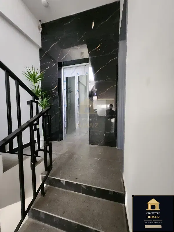 100 Sq. Yd. Commercial Building (Basement, Unit 1) on Al-Murtaza Commercial For Rent in DHA Phase 8 Karachi — Photograph 4