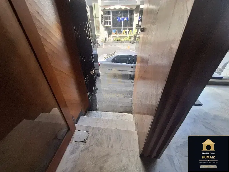 100 Sq. Yd. Commercial Retail Shop (Corner, Unit 5) on Zulfiqar Commercial For Rent in DHA Phase 8 Karachi — Photograph 4
