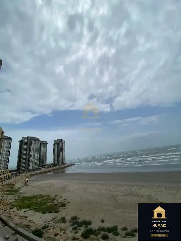 2-Bedroom Luxury Apartment (Sea Facing, 3 Bath, Suite 25) at The Views For Rent in DHA Phase 8 Karachi — Photograph 20