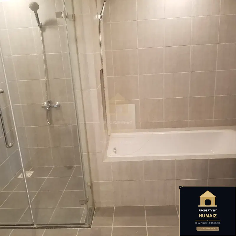 2-Bedroom Luxury Apartment (Sea Facing, 4 Bath, Suite 9) at Reef Towers For Sale in DHA Phase 8 Karachi — Photograph 8