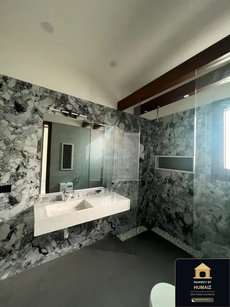 500 Sq. Yd. 6-Bedroom Luxury Villa (West Open, 6 Bath, Residence 121) in DHA Phase 8 For Sale in DHA Phase 8 Karachi — Photograph 17