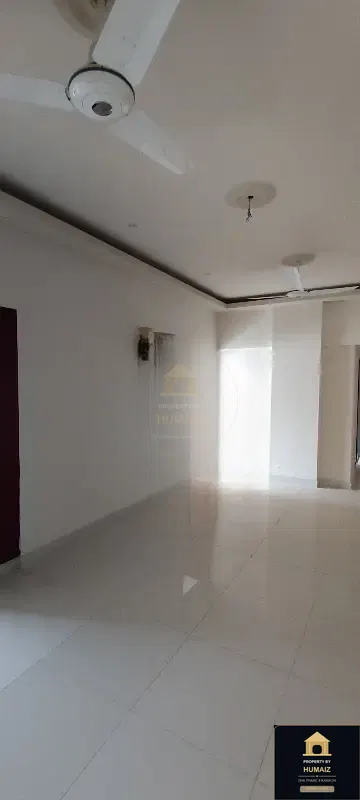 3-Bedroom Luxury Apartment (3 Bath, Suite 11) on Al-Murtaza Commercial For Sale in DHA Phase 8 Karachi — Photograph 2