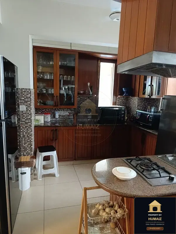 500 Sq. Yd. 6-Bedroom Luxury Villa (Basement, 6 Bath, Residence 5) in Zone A For Sale in DHA Phase 8 Karachi — Photograph 8