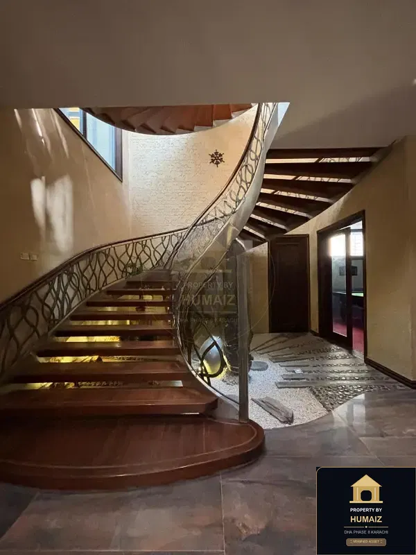 2,000 Sq. Yd. 9-Bedroom Luxury Villa in Zone A For Sale in DHA Phase 8 Karachi — Photograph 10