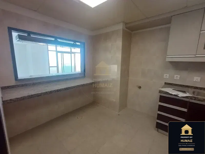 4-Bed Luxury Penthouse (Sea Facing, 5 Bath, Suite 1) at Pearl Towers For Rent in DHA Phase 8 Karachi — Photograph 25