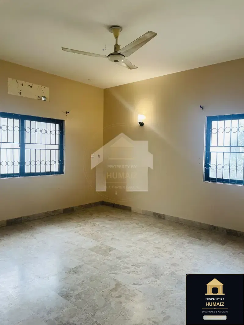 3-Bedroom Upper/Lower Portion (3 Bath, Unit 33) in DHA Phase 8 For Rent in DHA Phase 8 Karachi — Photograph 8