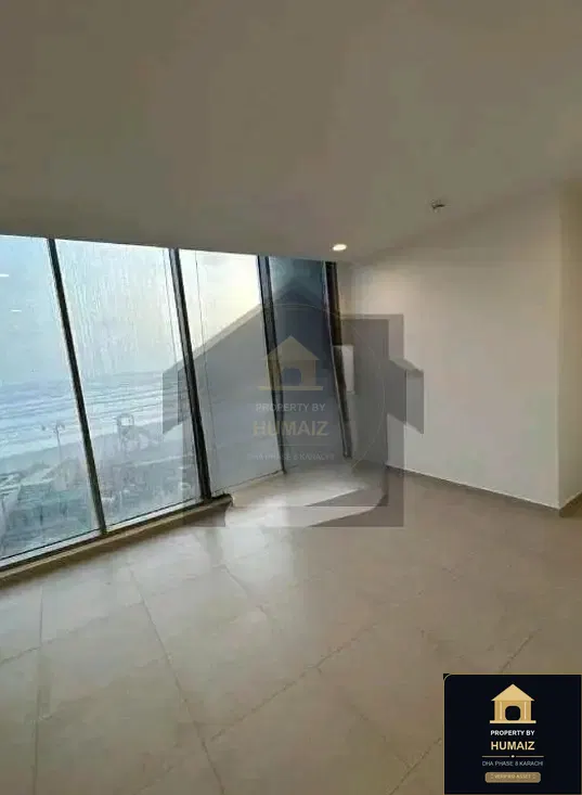 3-Bedroom Luxury Apartment (Sea Facing, 5 Bath, Suite 30) at The Views For Sale in DHA Phase 8 Karachi — Photograph 5