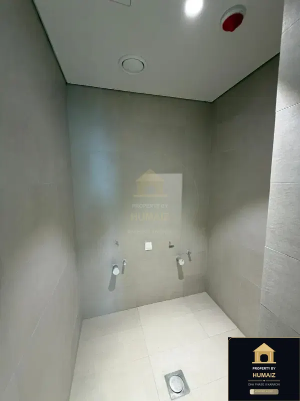2-Bedroom Luxury Apartment (Sea Facing, 3 Bath, Suite 7) at The Views For Rent in DHA Phase 8 Karachi — Photograph 30