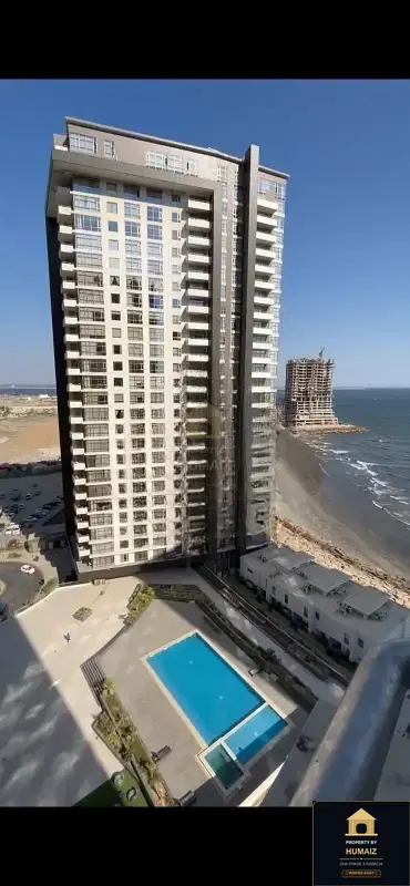 4-Bed Luxury Penthouse (Sea Facing, 5 Bath, Suite 1) at Pearl Towers For Rent in DHA Phase 8 Karachi — Photograph 18
