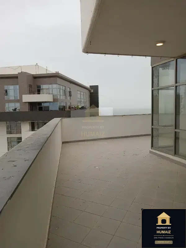 2-Bed Luxury Penthouse (Sea Facing, 4 Bath, Suite 2) at Reef Towers For Rent in DHA Phase 8 Karachi — Photograph 12