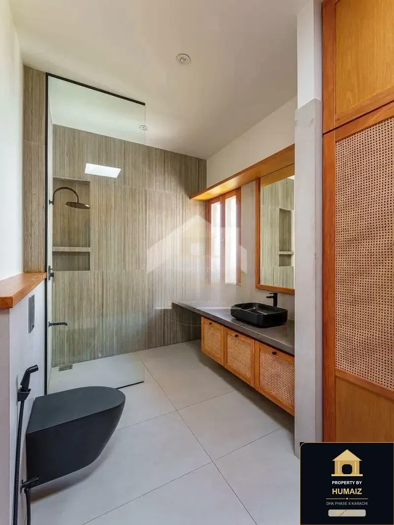 500 Sq. Yd. 6-Bedroom Luxury Villa (Private Pool, 6 Bath, Residence 3) in DHA Phase 8 For Sale in DHA Phase 8 Karachi — Photograph 23