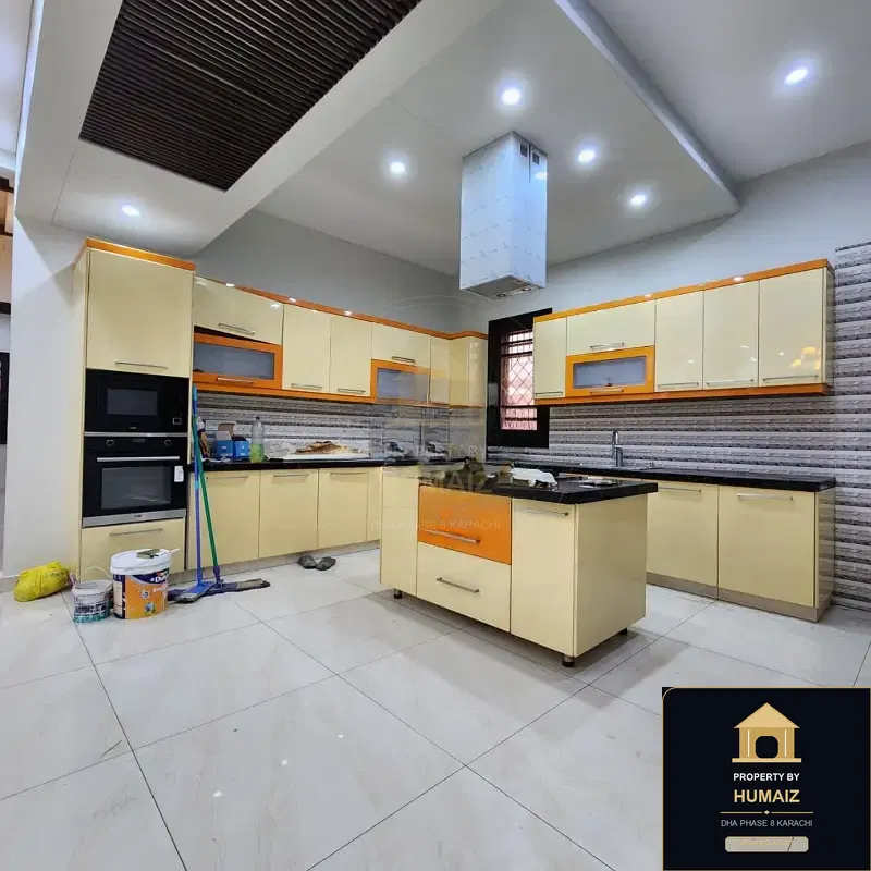500 Sq. Yd. 6-Bedroom Luxury Villa in Khayaban-e-Tipu Sultan For Rent in DHA Phase 8 Karachi — Photograph 4