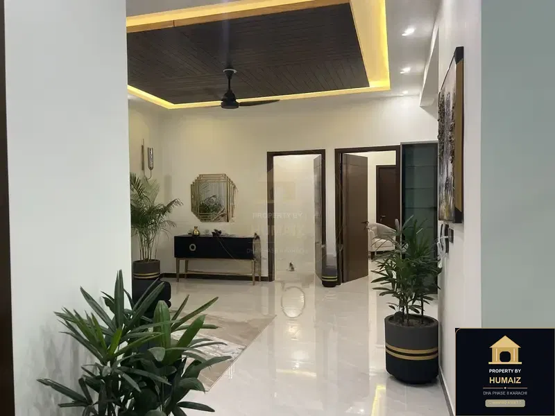 300 Sq. Yd. 6-Bedroom Luxury Villa (West Open, 6 Bath, Residence 3) in DHA Phase 8 For Sale in DHA Phase 8 Karachi — Photograph 2
