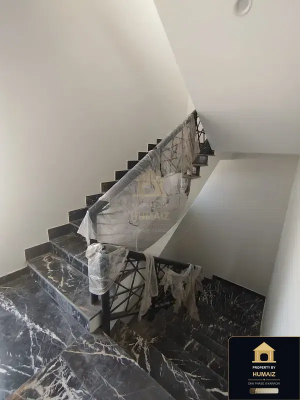 3-Bedroom Upper/Lower Portion (Brand New, 3 Bath, Unit 99) in DHA Phase 8 For Rent in DHA Phase 8 Karachi — Photograph 3