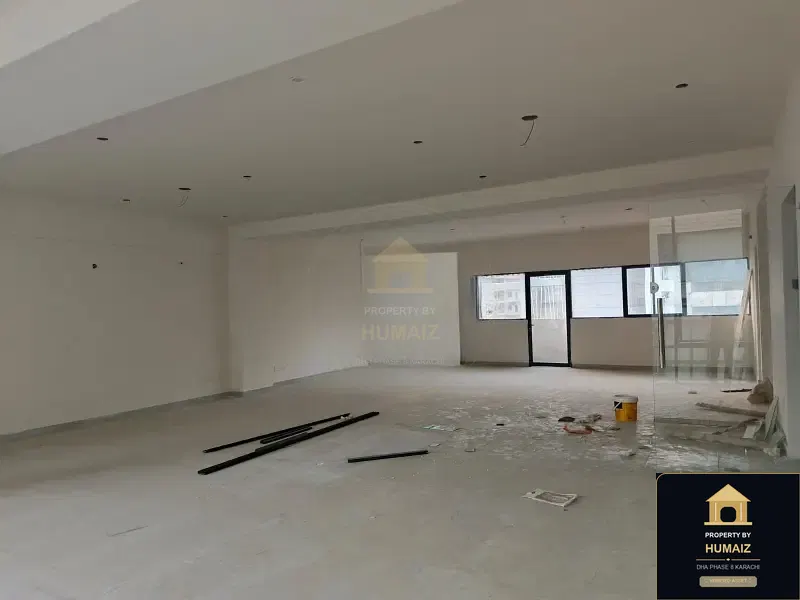 200 Sq. Yd. Commercial Building (Boulevard Facing, 5 Bath, Unit 4) on Al-Murtaza Commercial For Rent in DHA Phase 8 Karachi — Photograph 8