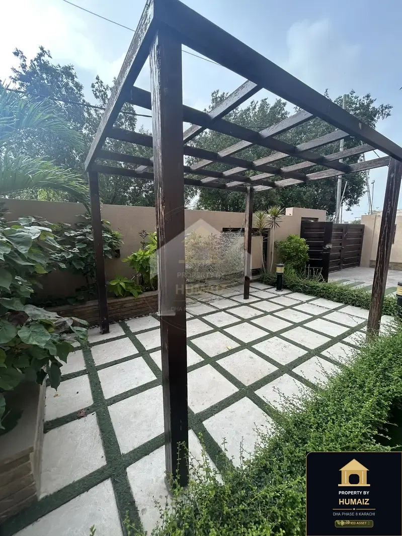 500 Sq. Yd. 5-Bedroom Luxury Villa (6 Bath, Residence 6) on Zulfiqar Commercial For Sale in DHA Phase 8 Karachi — Photograph 8