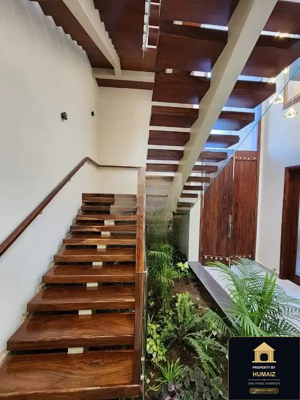 500 Sq. Yd. 6-Bedroom Luxury Villa (6 Bath, Residence 90) in DHA Phase 8 For Sale in DHA Phase 8 Karachi — Photograph 17