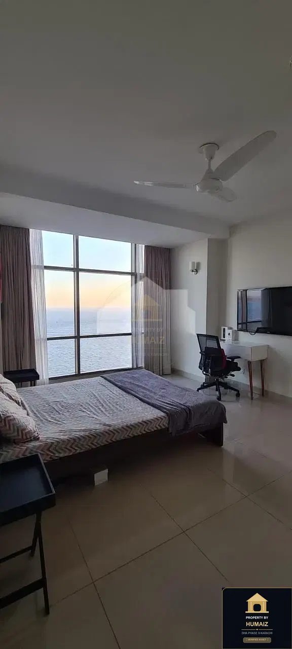 4-Bedroom Luxury Apartment (Sea Facing, 5 Bath, Suite 3) at Pearl Towers For Rent in DHA Phase 8 Karachi — Photograph 3