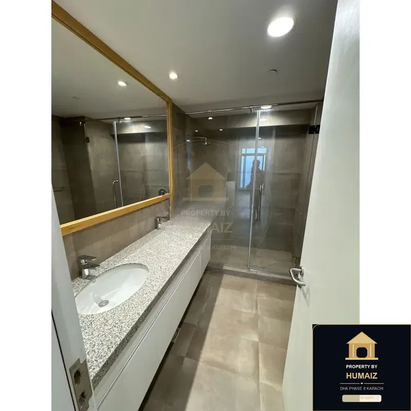3-Bedroom Luxury Apartment (4 Bath, Suite 1) at Park Edge For Sale in DHA Phase 8 Karachi — Photograph 4