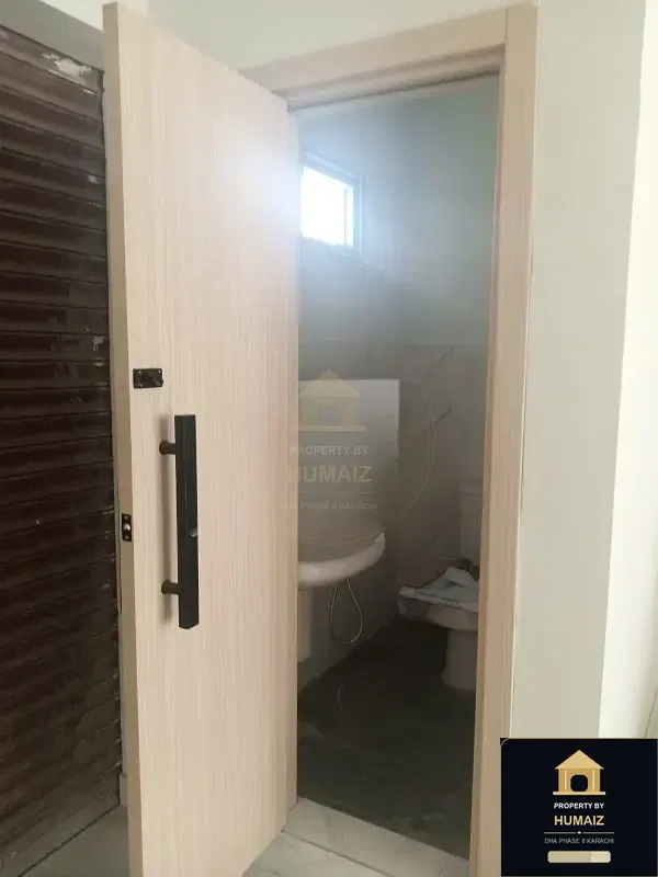 89 Sq. Yd. Commercial Retail Shop (Basement, 1 Bath, Unit 1) on Al-Murtaza Commercial For Sale in DHA Phase 8 Karachi — Photograph 10