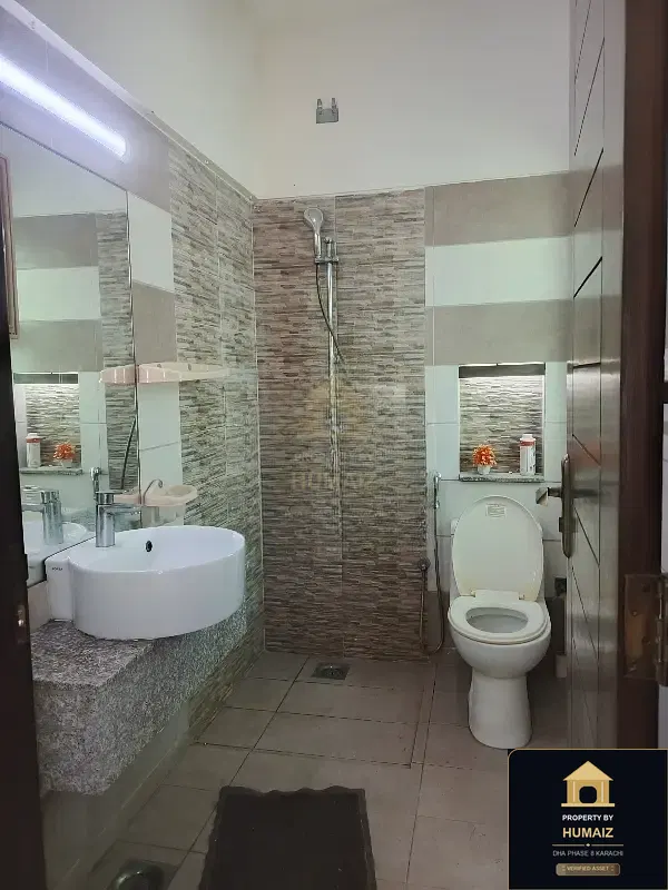 3-Bedroom Luxury Apartment (4 Bath, Suite 12) in DHA Phase 8 For Rent in DHA Phase 8 Karachi — Photograph 9