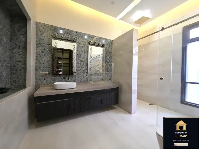 500 Sq. Yd. 6-Bedroom Luxury Villa (Basement, 7 Bath, Residence 42) in DHA Phase 8 For Sale in DHA Phase 8 Karachi — Photograph 13