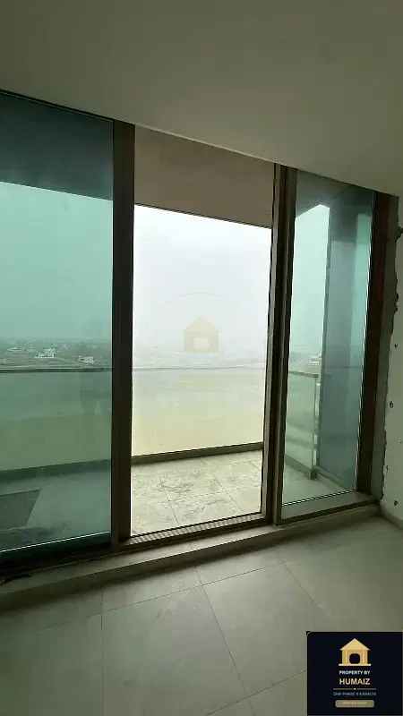 3-Bedroom Luxury Apartment (Sea Facing, 4 Bath, Suite 74) at The Views For Sale in DHA Phase 8 Karachi — Photograph 12