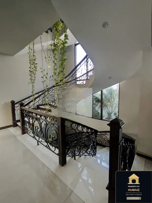 500 Sq. Yd. 5-Bedroom Luxury Villa (Basement, 6 Bath, Residence 1) at Creek Vistas For Sale in DHA Phase 8 Karachi — Photograph 7