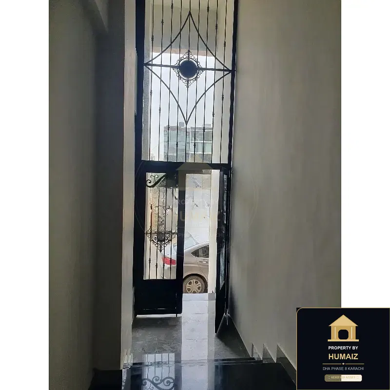 3-Bedroom Luxury Apartment (Brand New, 3 Bath, Suite 40) on Al-Murtaza Commercial For Sale in DHA Phase 8 Karachi — Photograph 4