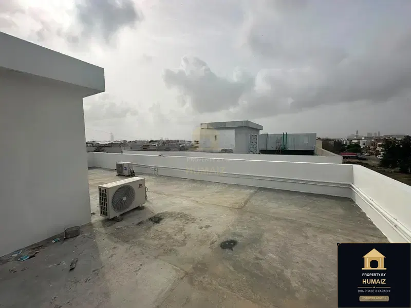 1,000 Sq. Yd. 10-Bedroom Luxury Villa (Private Pool, 6 Bath, Residence 2) on Zulfiqar Commercial For Sale in DHA Phase 8 Karachi — Photograph 15